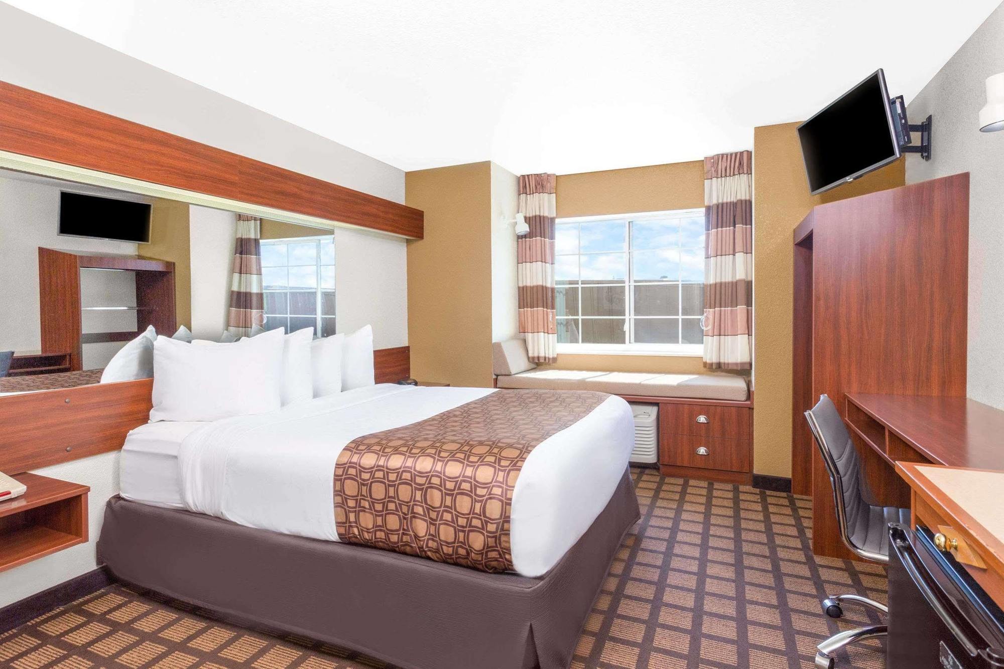Microtel Inn & Suites By Wyndham Green Bay Kültér fotó